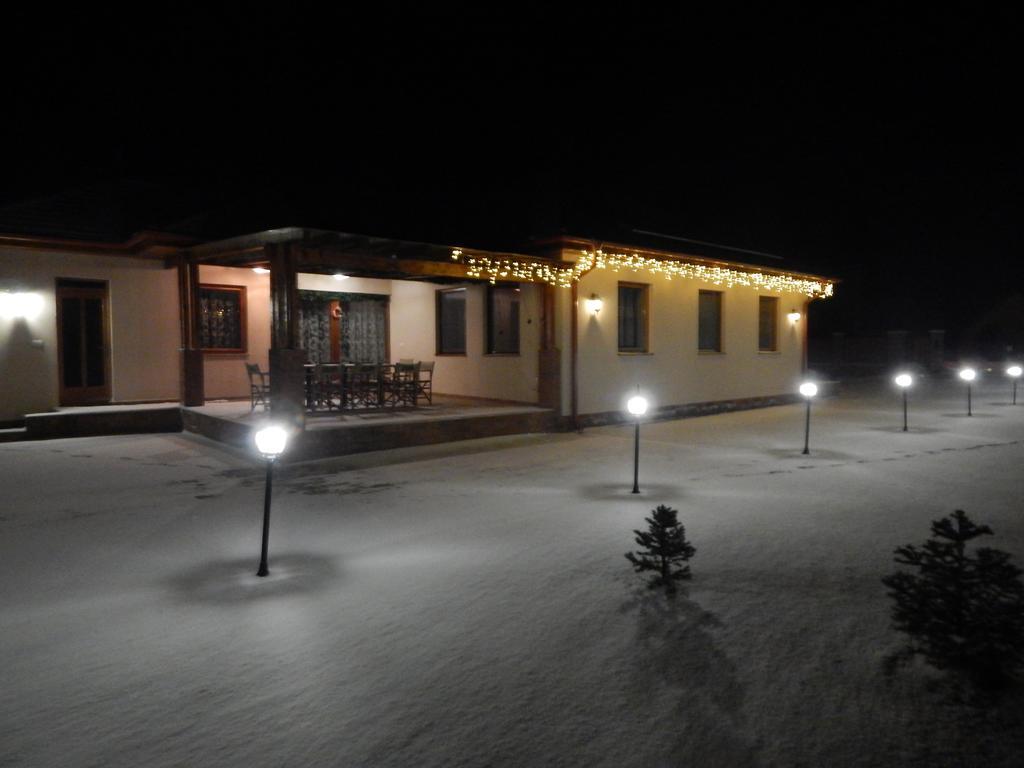 Szamos-Party Vendeghaz Hotel Olcsva Ngoại thất bức ảnh